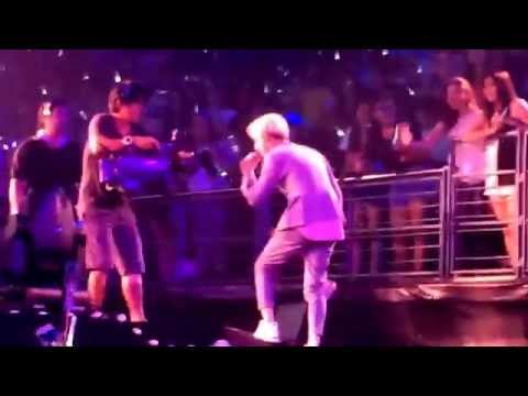 [fancam] 140913 Suho Solo in Bkk #EXOlostPlanetinBKK #ExoPlanetinBkk