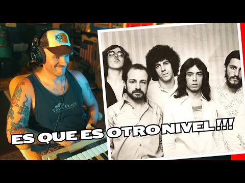 Americano reacts to Rock and Roll · The Bird Making Machine