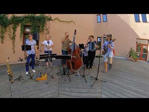 Amariszi, Amari - Band Schmackes