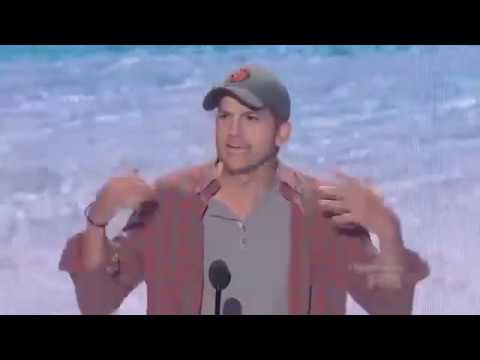 Motivational Acceptance Speech About Success by Ashton Kutcher at the 2013 Teen Choice Awards