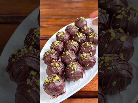 Kitna bhi kha lo man ni bharega or guilt bhi ni hoga #shorts #bristihomekitchen #chocolatenutball