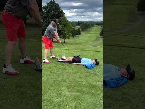 Tại Sao Bóng Golf Có Màu Trắng