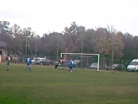 Mecz Piliczanka Pilica - Legion Bydlin (gol Żelaznego).AVI