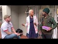 Umlungu KaGesi Akasapheli Emzini Wami Ngingekho