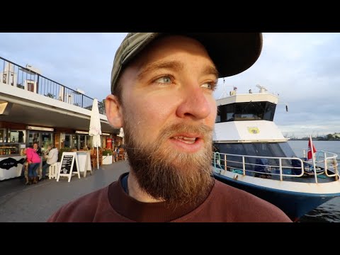 American in Hamburg Germany! (City Reaction and Walking Tour) Germany's Most Beautiful City?