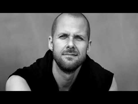 Adam beyer essential mix 15 12 2002