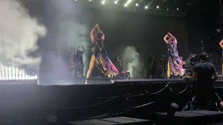 Hey Wow Yeah Yeah-Robbie Williams live Lucca