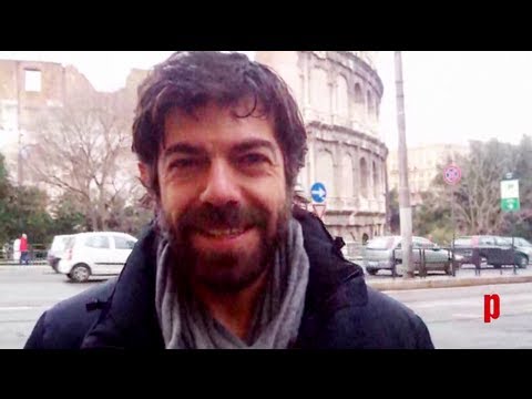 Favino imitates Verdone