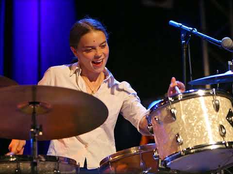 Martin Pyrker: V Disc Stomp - She's A Good Girl - Sabine's Jive