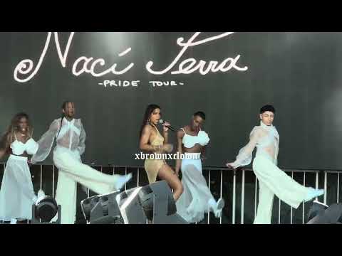 Tokischa - Estilazo (2024.06.08 LA Pride)