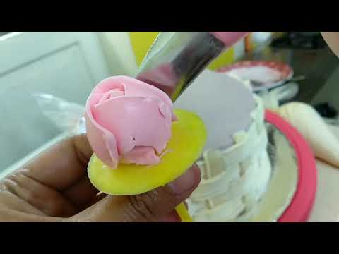 Cara membuat bunga mawar dari butter cream