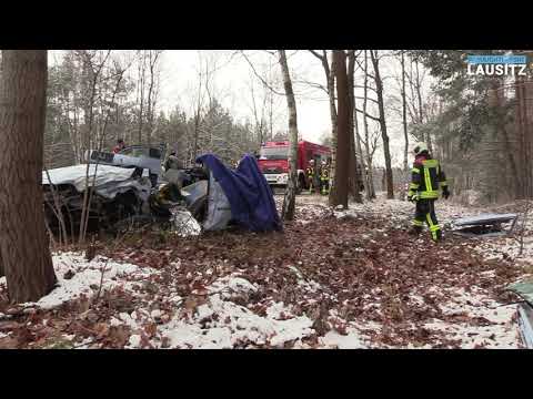 Bernsdorf: Fünf Verletzte bei missglücktem Überholmanöver