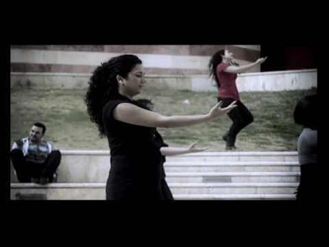 Video thumbnail for Ahava Meshuga’at - אהבה משוגעת