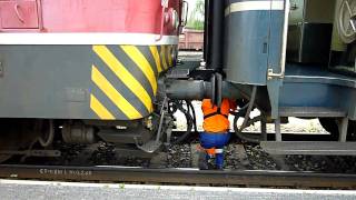 preview picture of video 'Locomotive Coupling Operation at Kajaani'