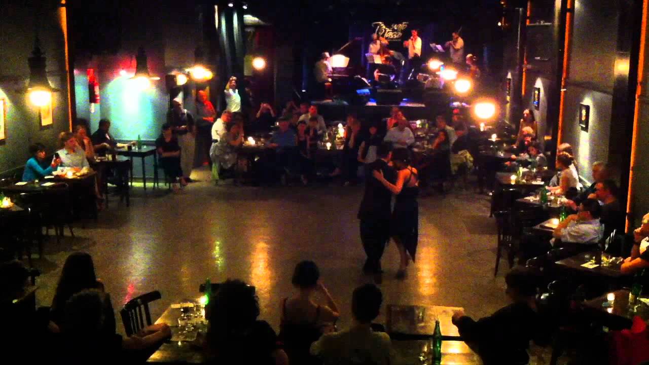 Café Dominguez - Rascacielos con Natasha Arapé y  Pedro Ochoa en Toquato Tasso