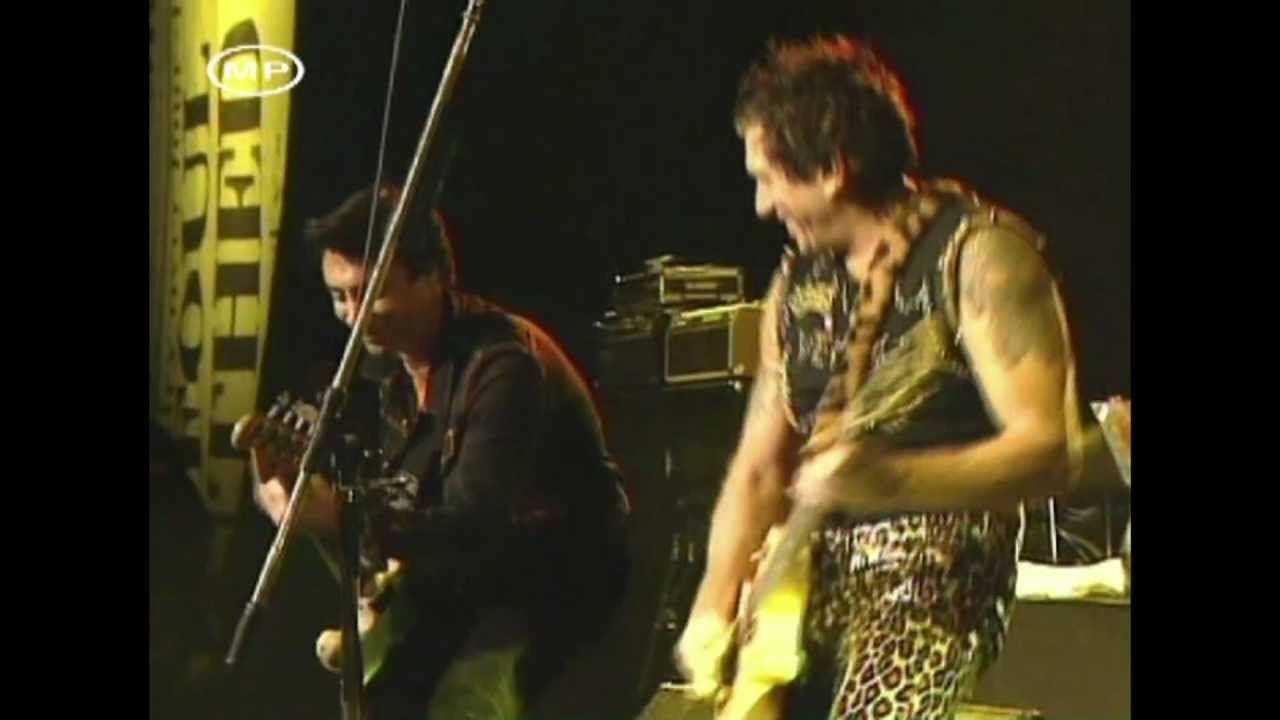 Sex Pistols (Live in Japan, The Filthy Lucre Tour 1996)- Holidays In The Sun - YouTube