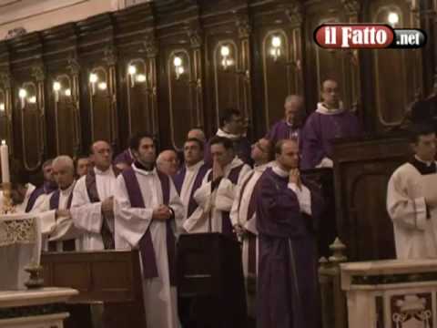 MOLFETTA. L'ultimo saluto a don Michele