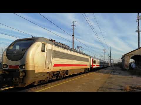 402 CON INTERCITY IN TRANSITO A PONTECURONE. (AL) VEN. 4 - 1 -  2019