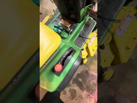 John Deere gt262 getting ready for the winter