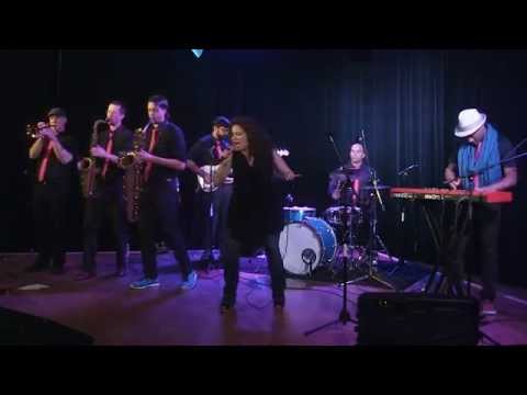 Amy Lynn and the Gunshow performing Don't Trip On The Glitter