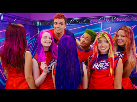 TODO MUNDO PINTOU O CABELO COLORIDO NA ROX TEEN