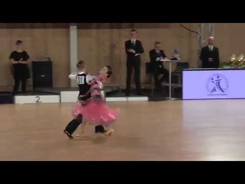 178 Mikuláš Svěntý - Julia Procházková /MČR T10 2018/ Kojetín/ Junior I./ Semifinále/ Tango