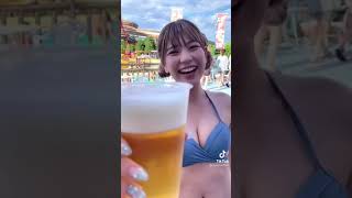 【TikTok】おっぱいに乾杯