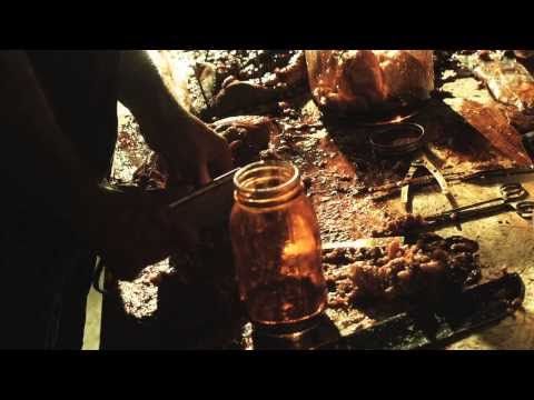Trailer The FAMILY [2011] Feature Film Trailer