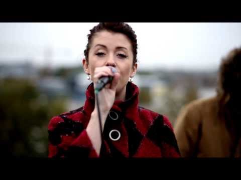 NO DJs feat. Erica Jennings (Live) / Sweet Dreams x Rolling in the deep x Applause