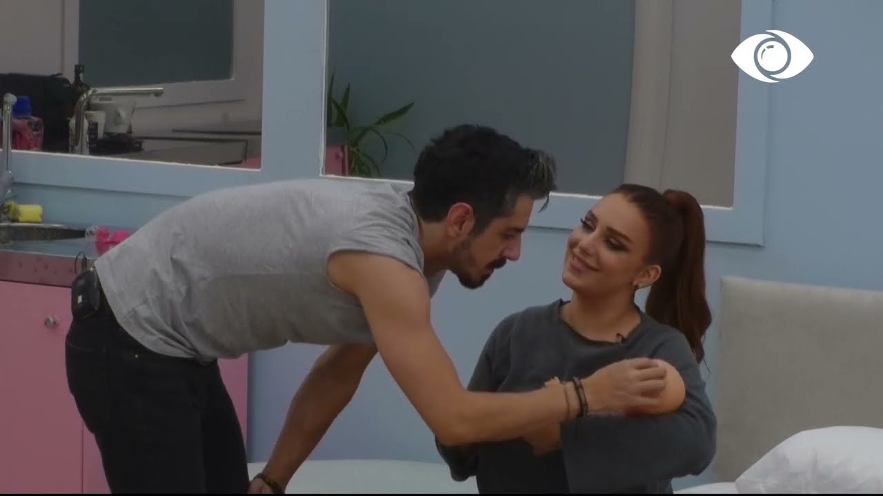 Prova Javore/ Tea dhe Amos kujdesen për bebin