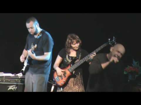 Escola de Música Vivosom -  Bete Balanço  - Barão Vermelho