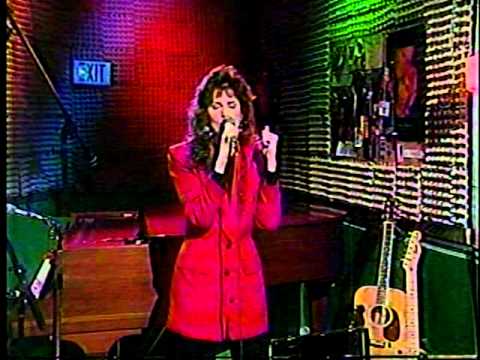 Michele Wagner - Jesus Answers (Live Music Video)