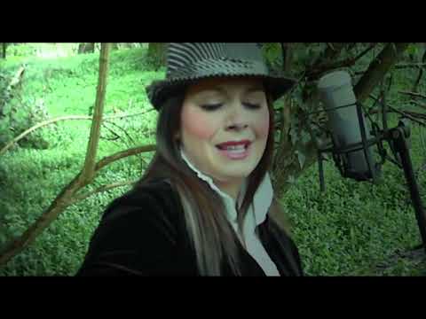 Giusy Attanasio   Dimmi cos'Ã¨ Video Ufficiale 2013