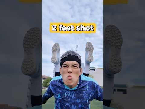 Chuyện gì xảy khi bạn sút bằng cả 2 chân 🧐 #ptfootball #football #bo ng da #thethao #xuhuong