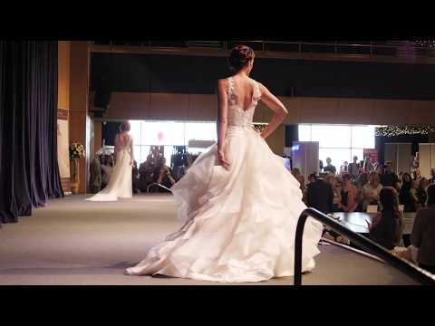 download lagu mp3 mp4 Devon Wedding Show, download lagu Devon Wedding Show gratis, unduh video klip Devon Wedding Show