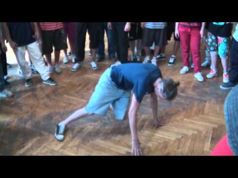 Yalta Summer Jam/Intact  Workshop-Footwork Cypher 1