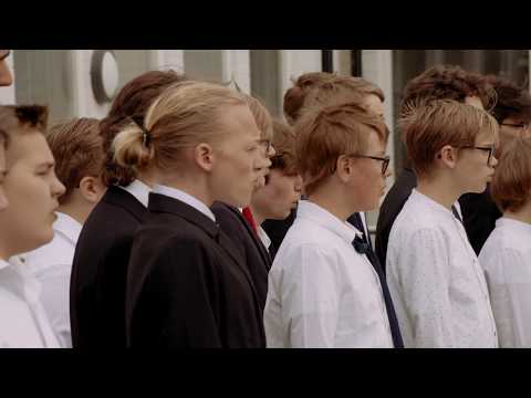 Majsång med manskör från Adolf Fredrik Farsta