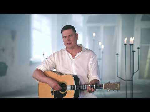 Alen Veziko "Ärata mind ülesse, kui maailm läbi saab..."