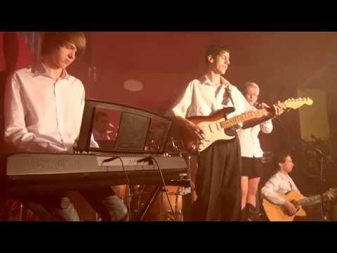 Elf Heart - ELF BAND - Dívka v šatech ( official video 2013 )