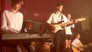 Video ELF BAND - Dívka v šatech ( official video 2013 )