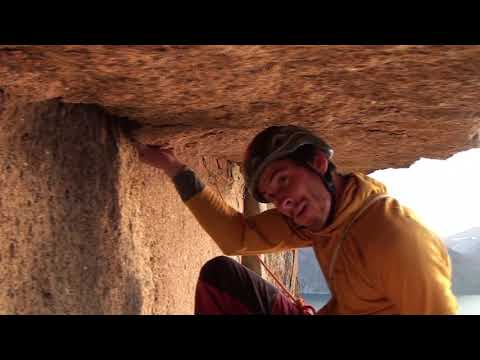 Vertical Sailing Greenland, Episode 2: Impossible wall