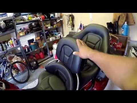 Kuryakyn Revolution Backrest Unboxing and Installation