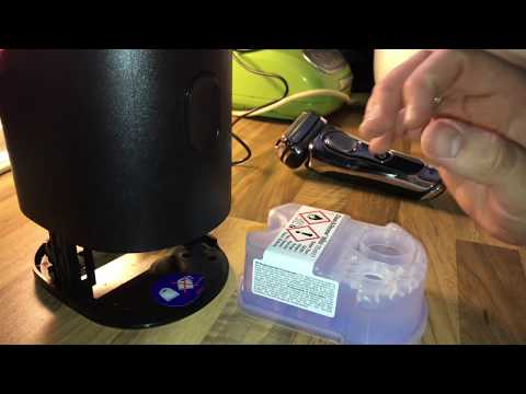 Braun Series 9 Clean & Charge Reinigungsstation benutzen Laden und Inbetriebnahme Anleitung