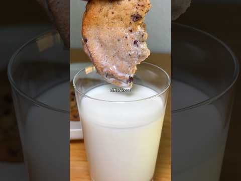 Trying VIRAL Whole Foods Brown Butter Chocolate Chunk Cookie Dough 🍪🥛 #cookie #wholefoods #foodie