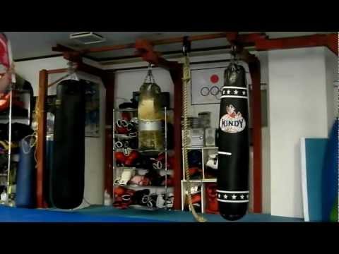 2012-8-30- 雄光　明宝　キックボクシングジム　蹴り　by 霊視占いの光明