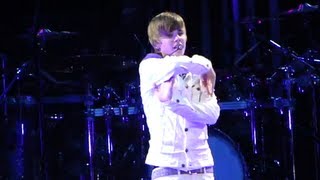 Bigger - Justin Bieber (LIVE Performance at Hartford, CT / My World Tour)