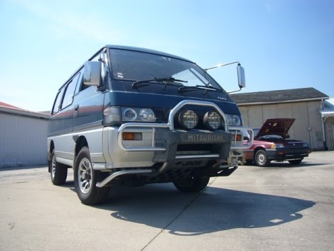 1993 Mitsubishi Delica L300 Super Exceed Starwagon imported by Bonsai Rides