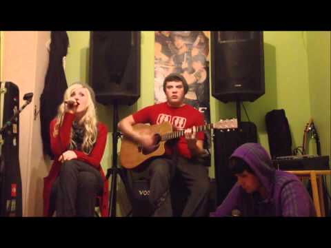 She Will Be Loved/With or Without You (cover)