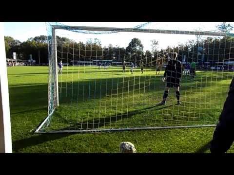 3-2 DBGC-Den Bommel 26102013 Mike Jacobs