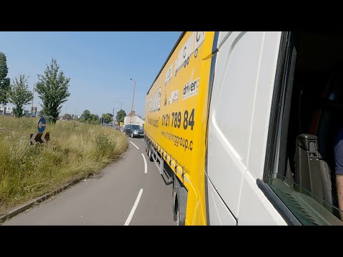 Mastering the Right Turn at Tyburn Roundabout - HGV Test Tips